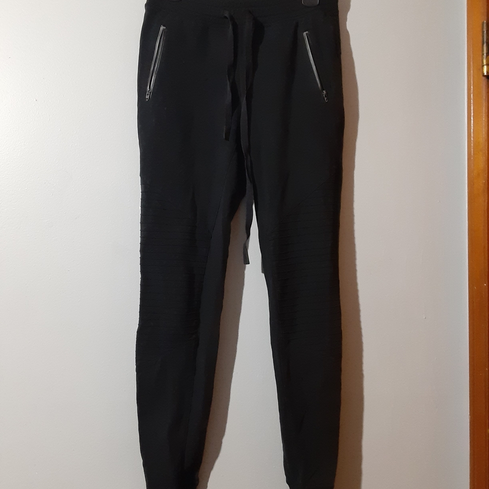 Athleta Women's  Black Joggers with Zipper Pockets Size Small Active Casual